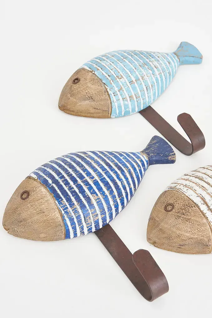 3 percheros con forma de pez