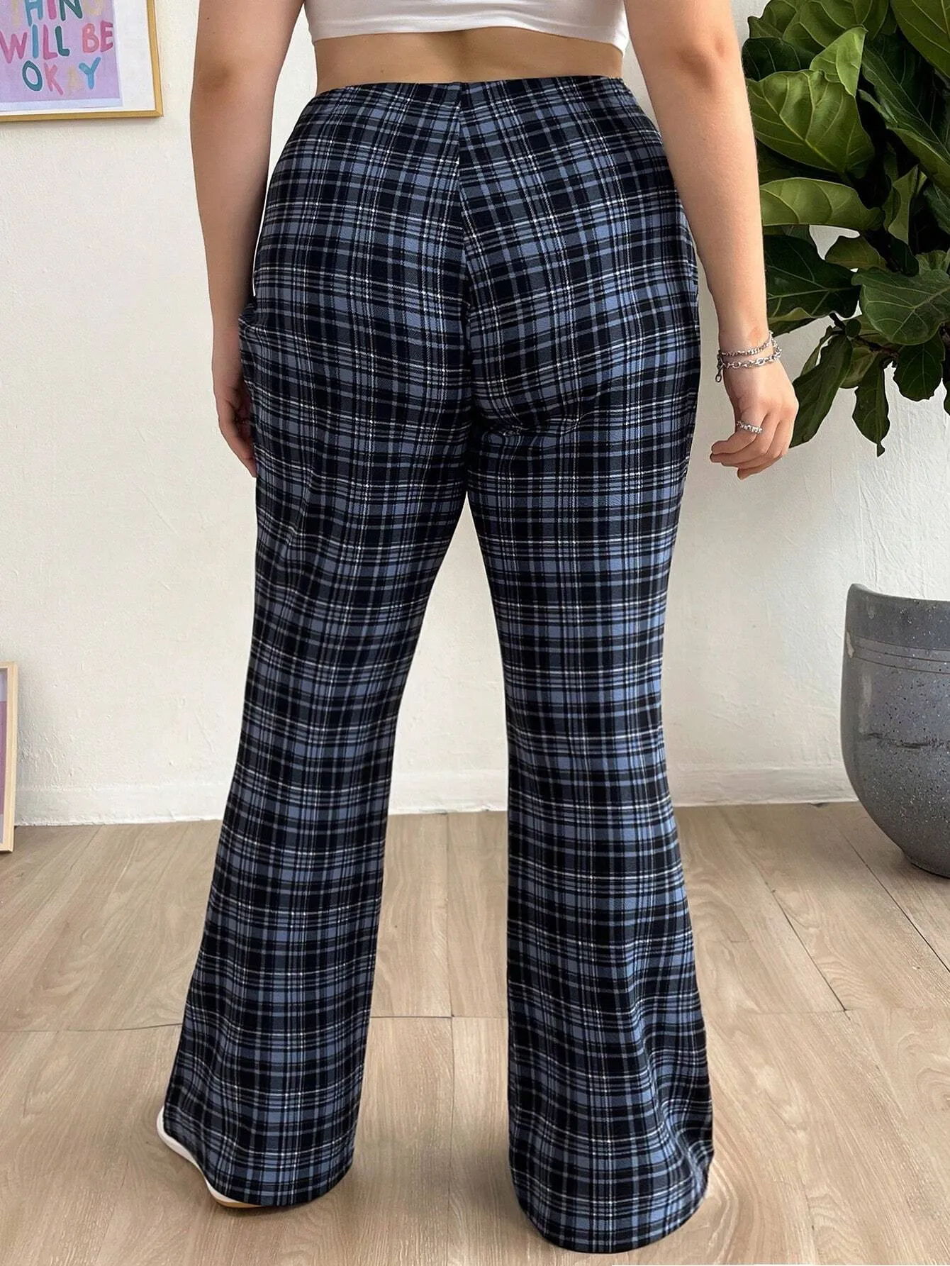 Calças Xadrez Flarer Plus Size - Cora