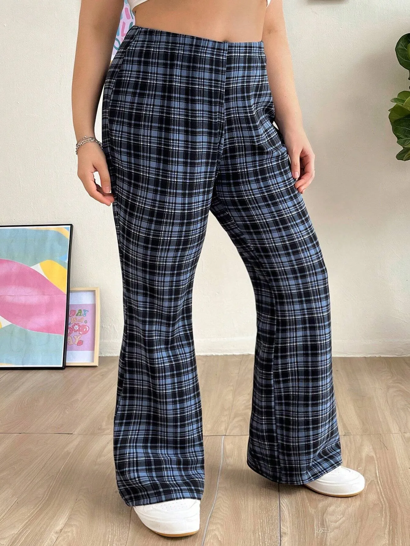 Calças Xadrez Flarer Plus Size - Cora