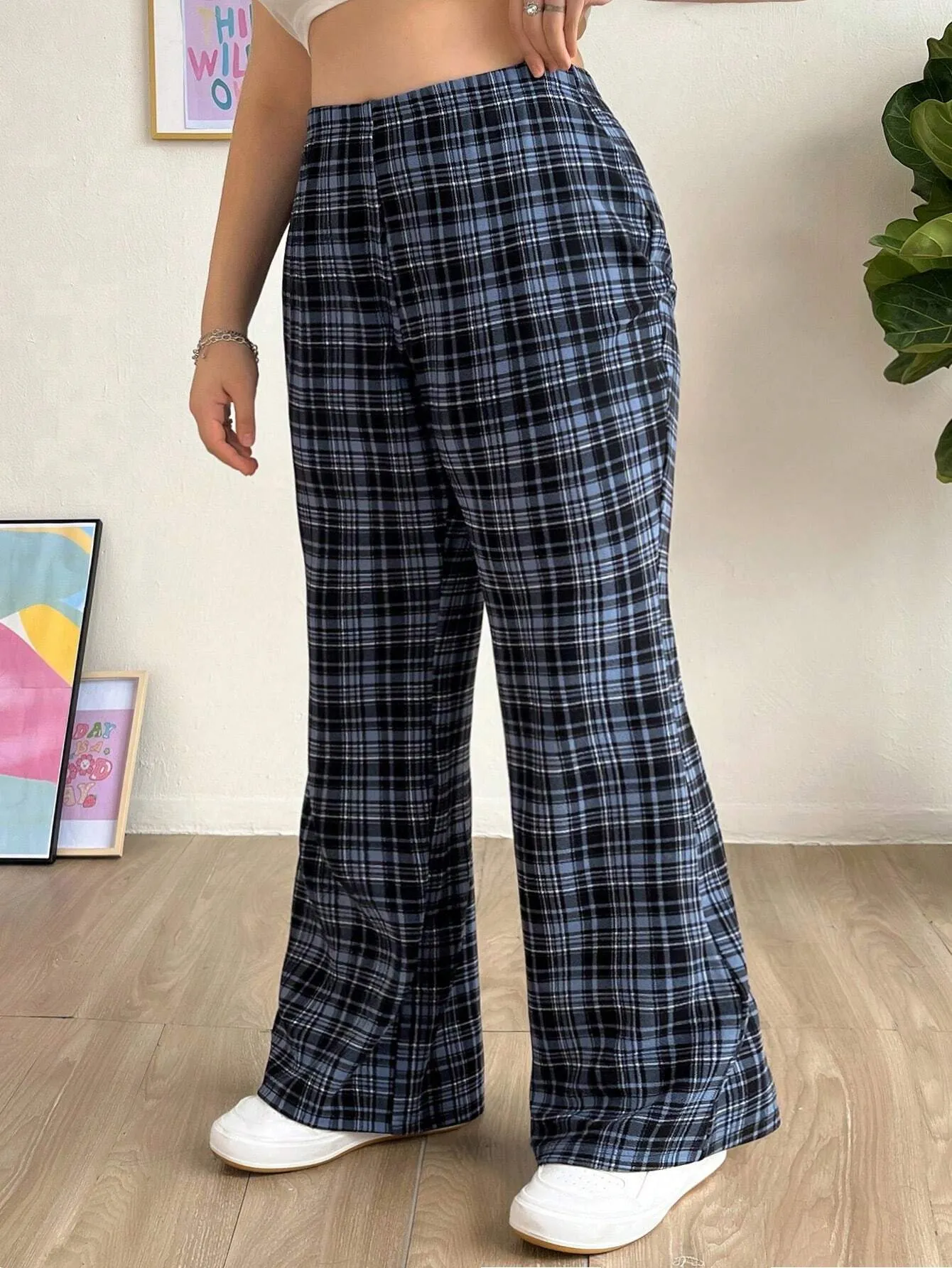 Calças Xadrez Flarer Plus Size - Cora