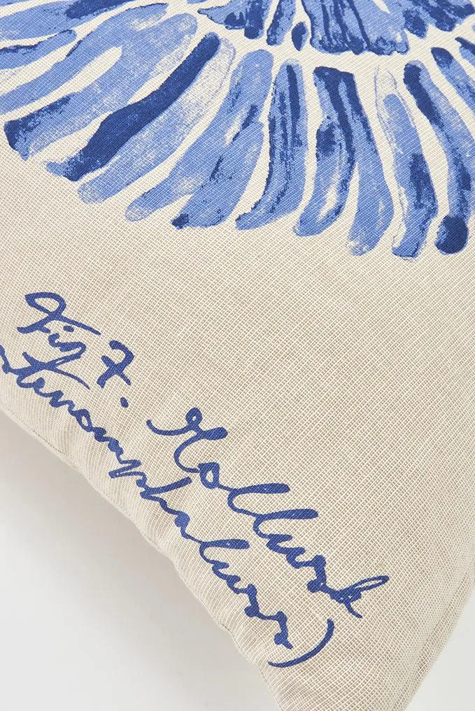 Cojín en algodón con caracola azul estampada