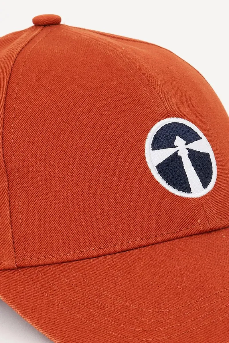 Gorra de algodón con faro bordado