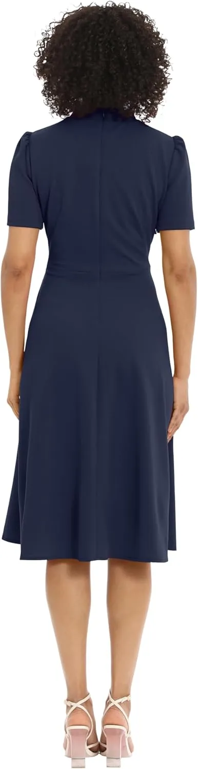 Maggy London A