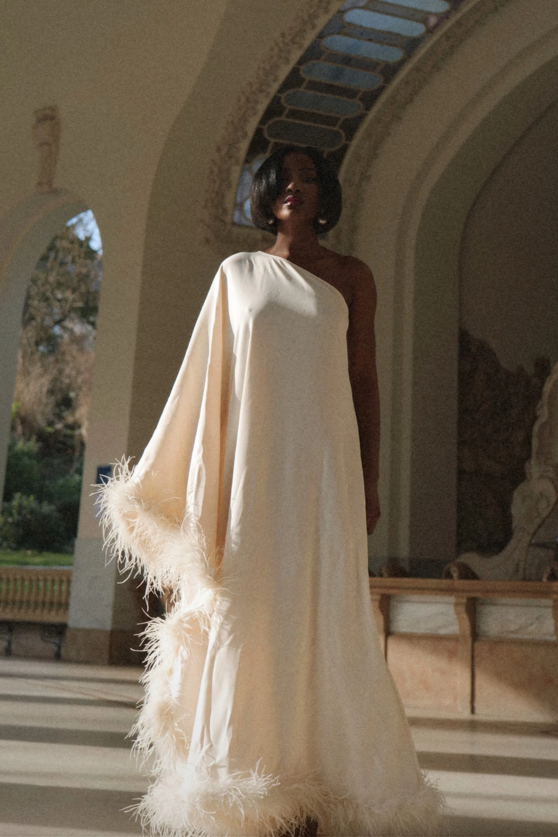 VESTIDO COMPRIDO PÉROLA COM MANGA MORCEGO