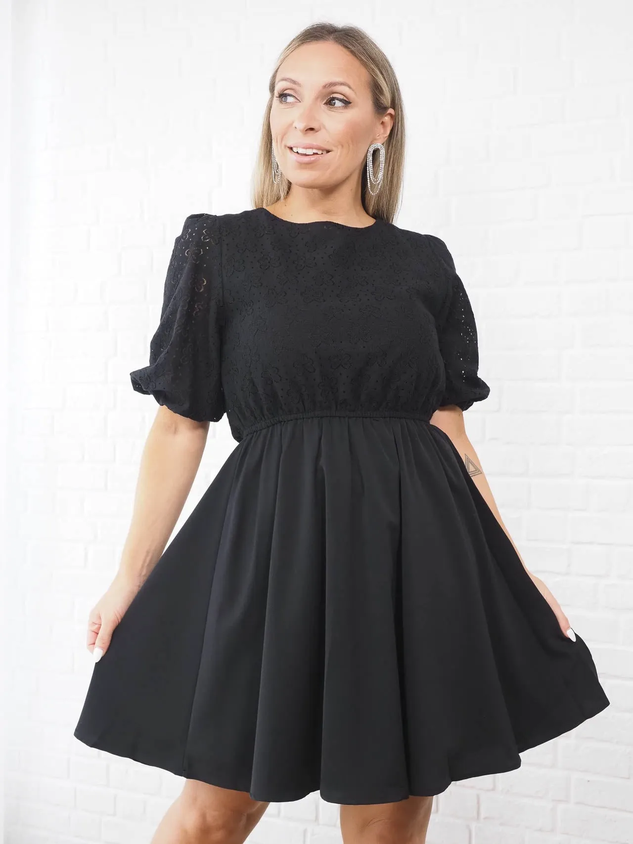 VESTIDO DE MANGA CURTA