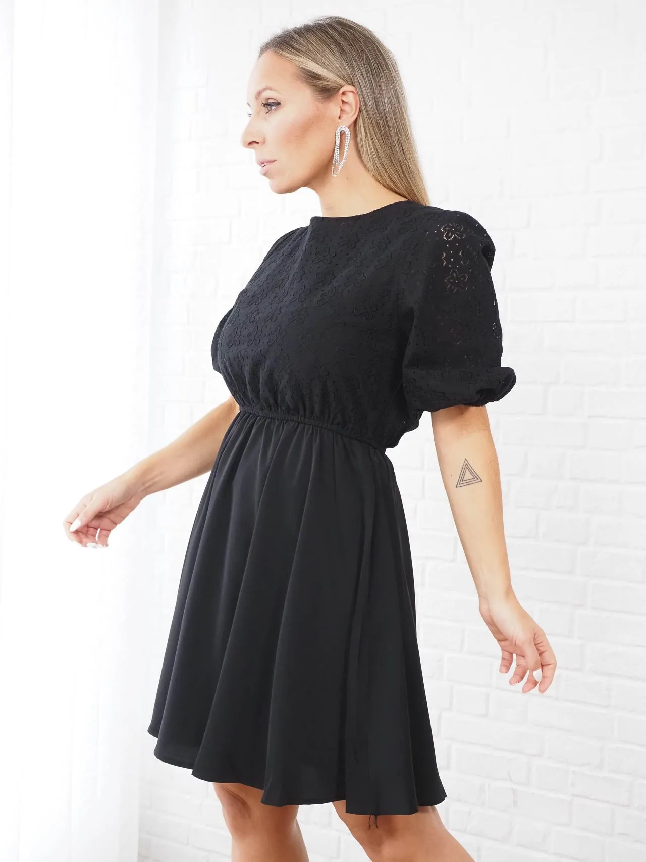 VESTIDO DE MANGA CURTA